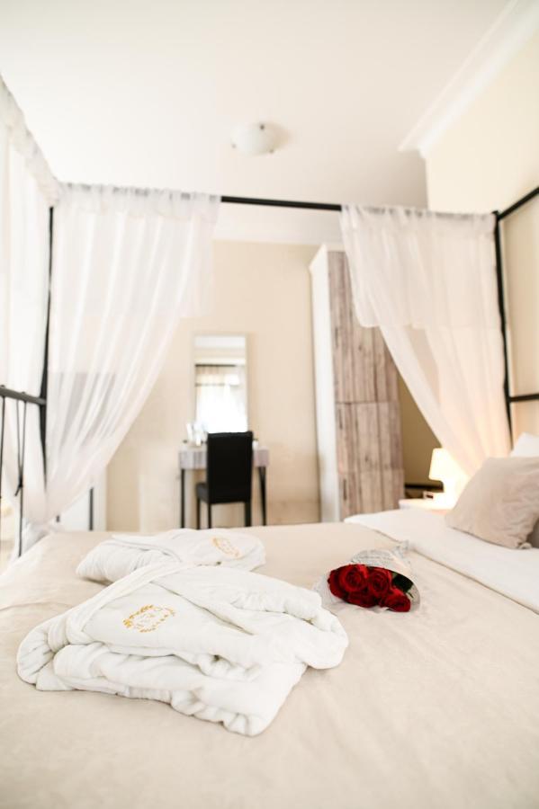 Garni Hotel Dash Novi Sad Bagian luar foto