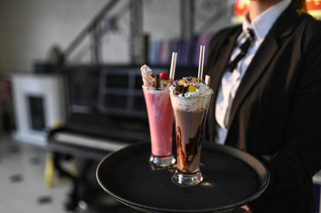 Garni Hotel Dash Novi Sad Bagian luar foto