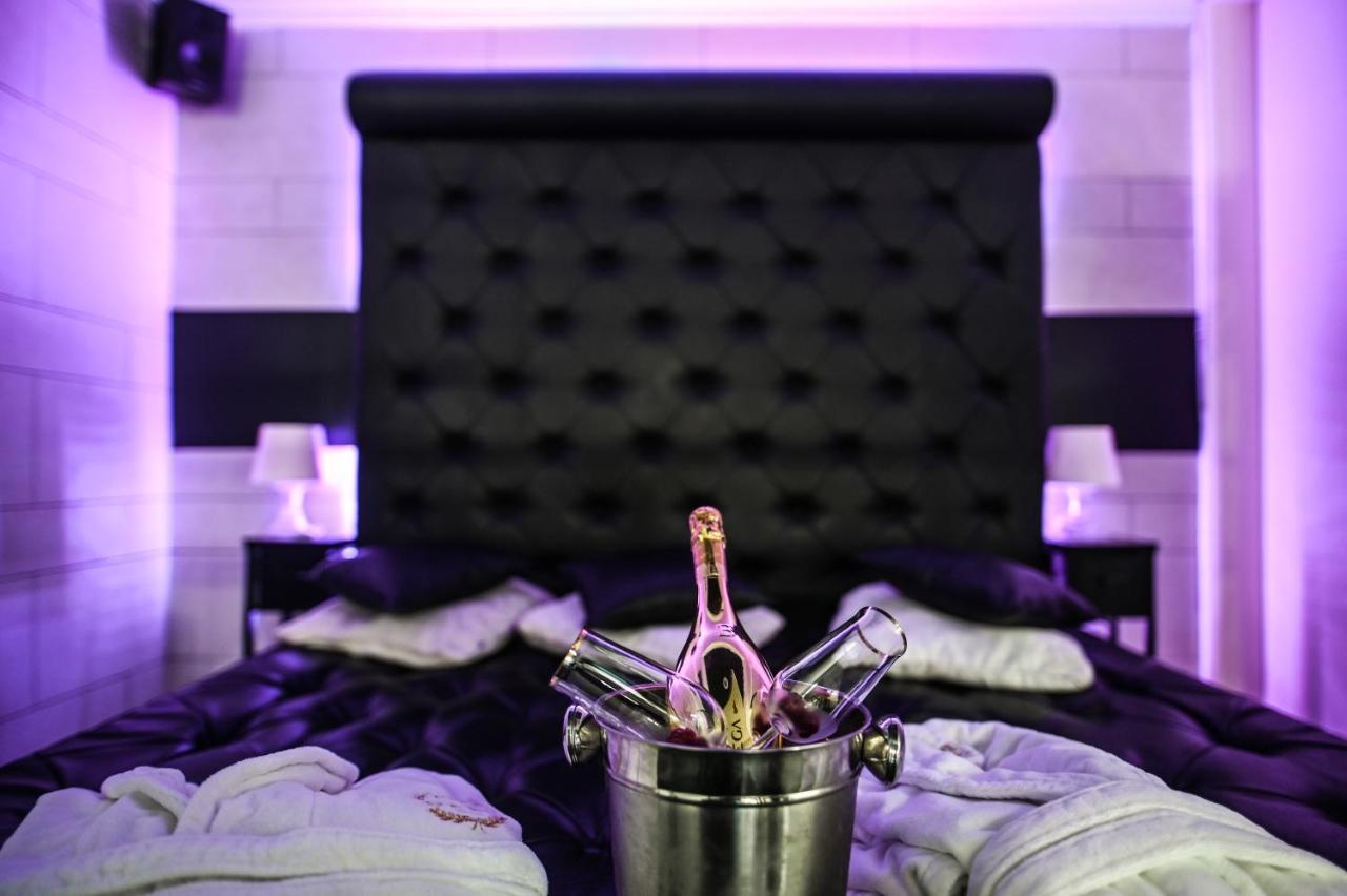 Garni Hotel Dash Novi Sad Bagian luar foto