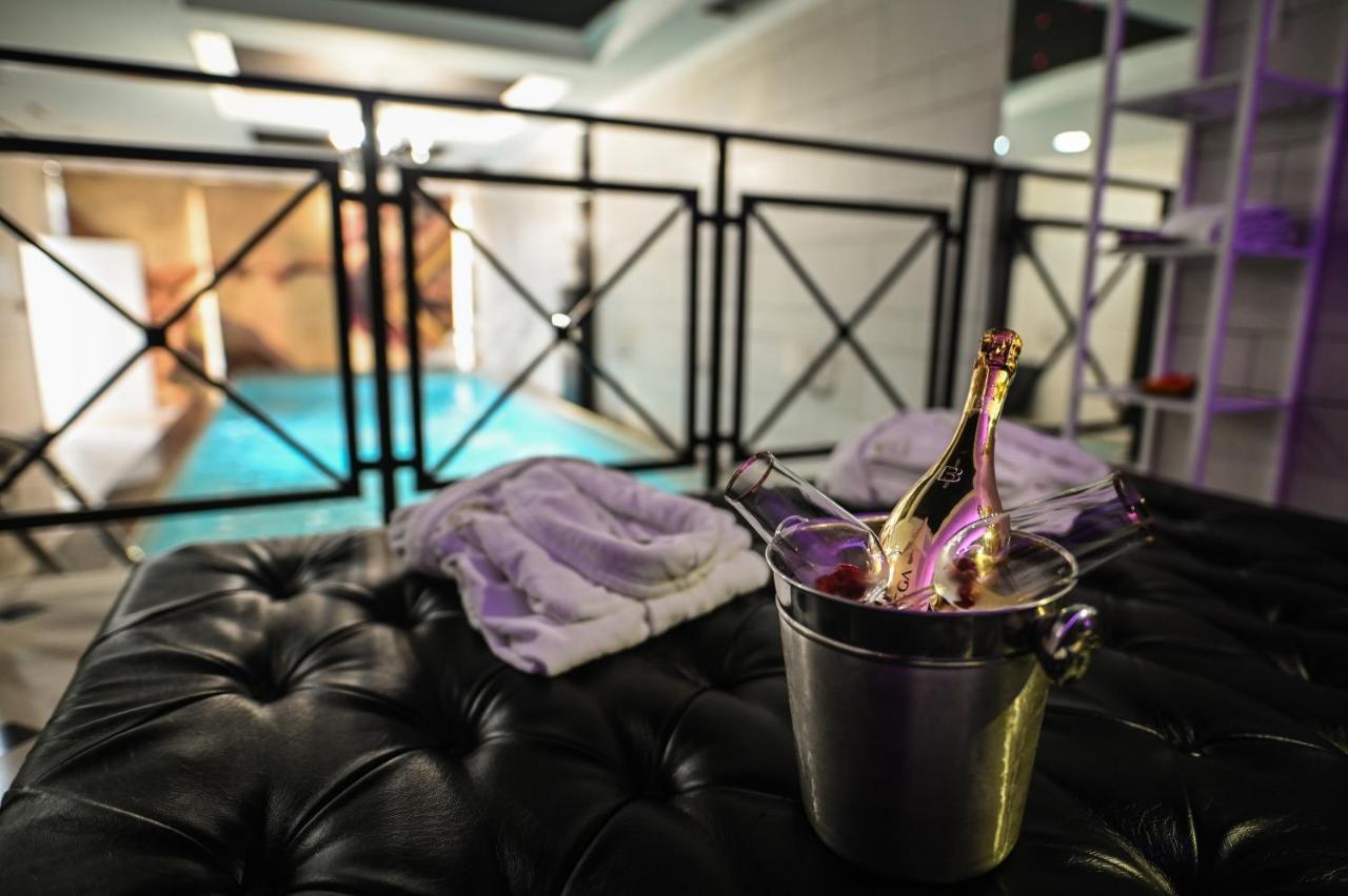 Garni Hotel Dash Novi Sad Bagian luar foto