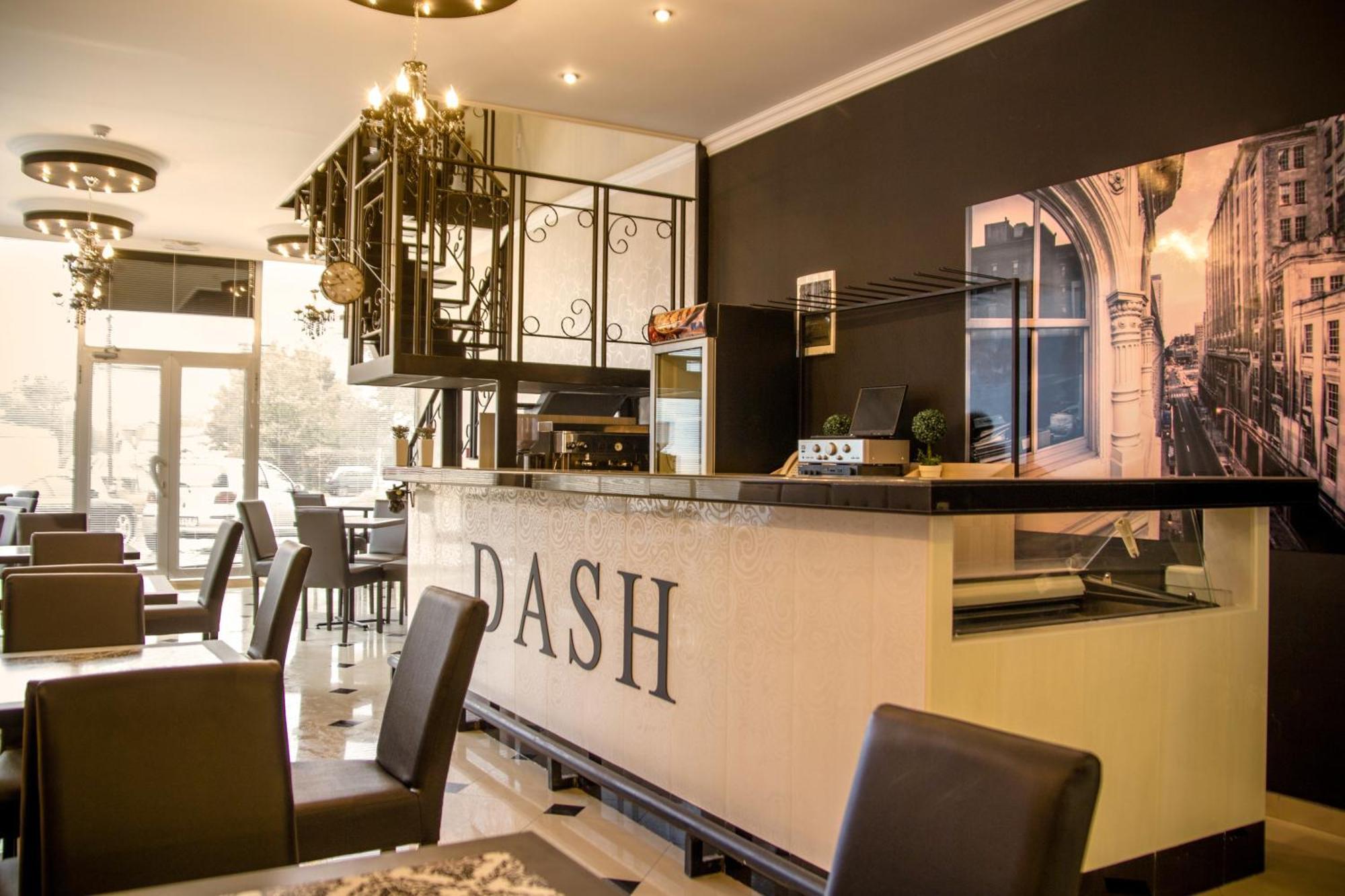 Garni Hotel Dash Novi Sad Bagian luar foto
