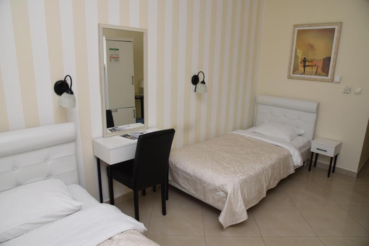Garni Hotel Dash Novi Sad Bagian luar foto